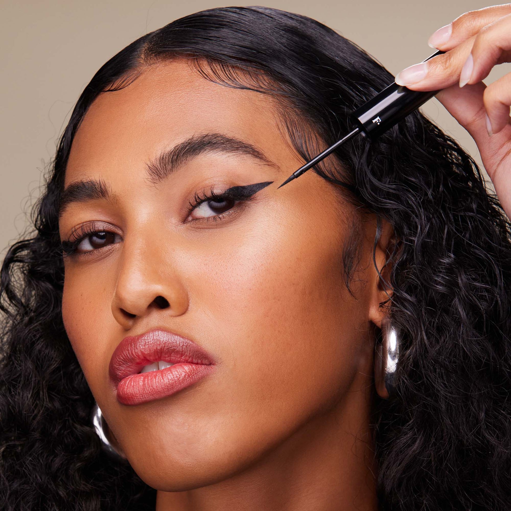 Lashrocket Liner